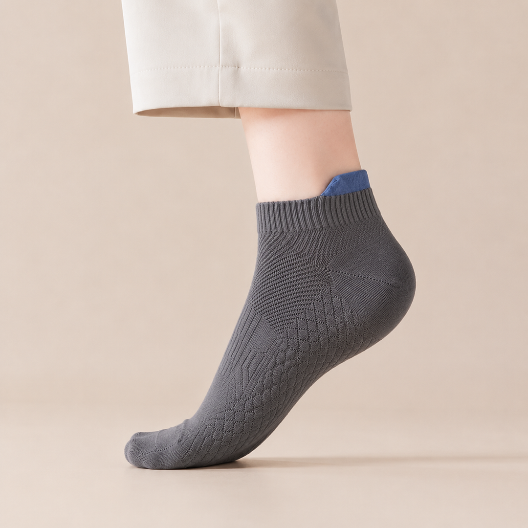 Ultra Grip Edition Socks - GREY